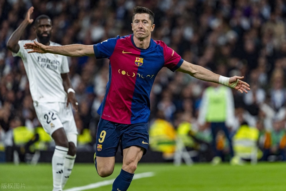 九游体育官网-关于莱万多夫斯基在G2比赛中反败为胜，重返赛场引发热议！再创辉煌时刻的信息-九游体育官网