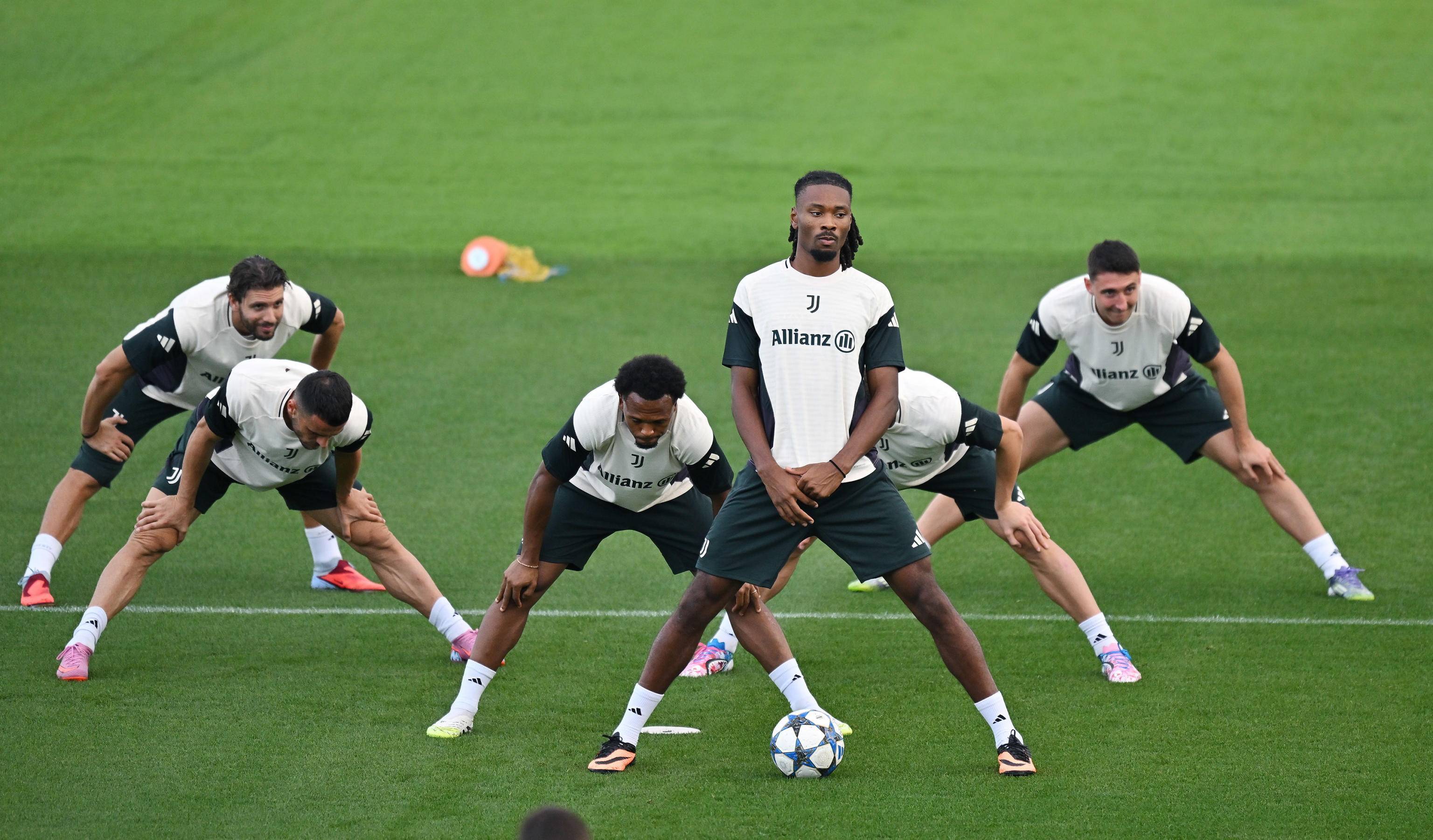 转会期尤文图斯备战NBA总决赛,回应争议细节曝光,气氛紧张,球队文化再被提及的简单介绍 转会期尤文图斯备战NBA总决赛,回应争议细节曝光,气氛紧张,球队文化再被提及的简单介绍