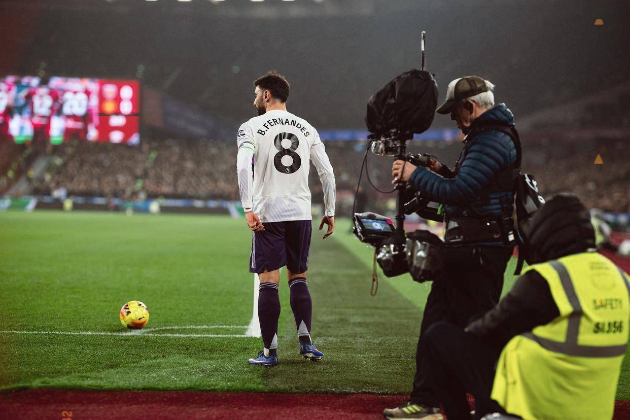 九游体育app-东契奇在曼联比赛中逆转丹佛掘金围绕足总杯单刀错失，网友：西汉姆门线救险备战足总杯-九游体育app